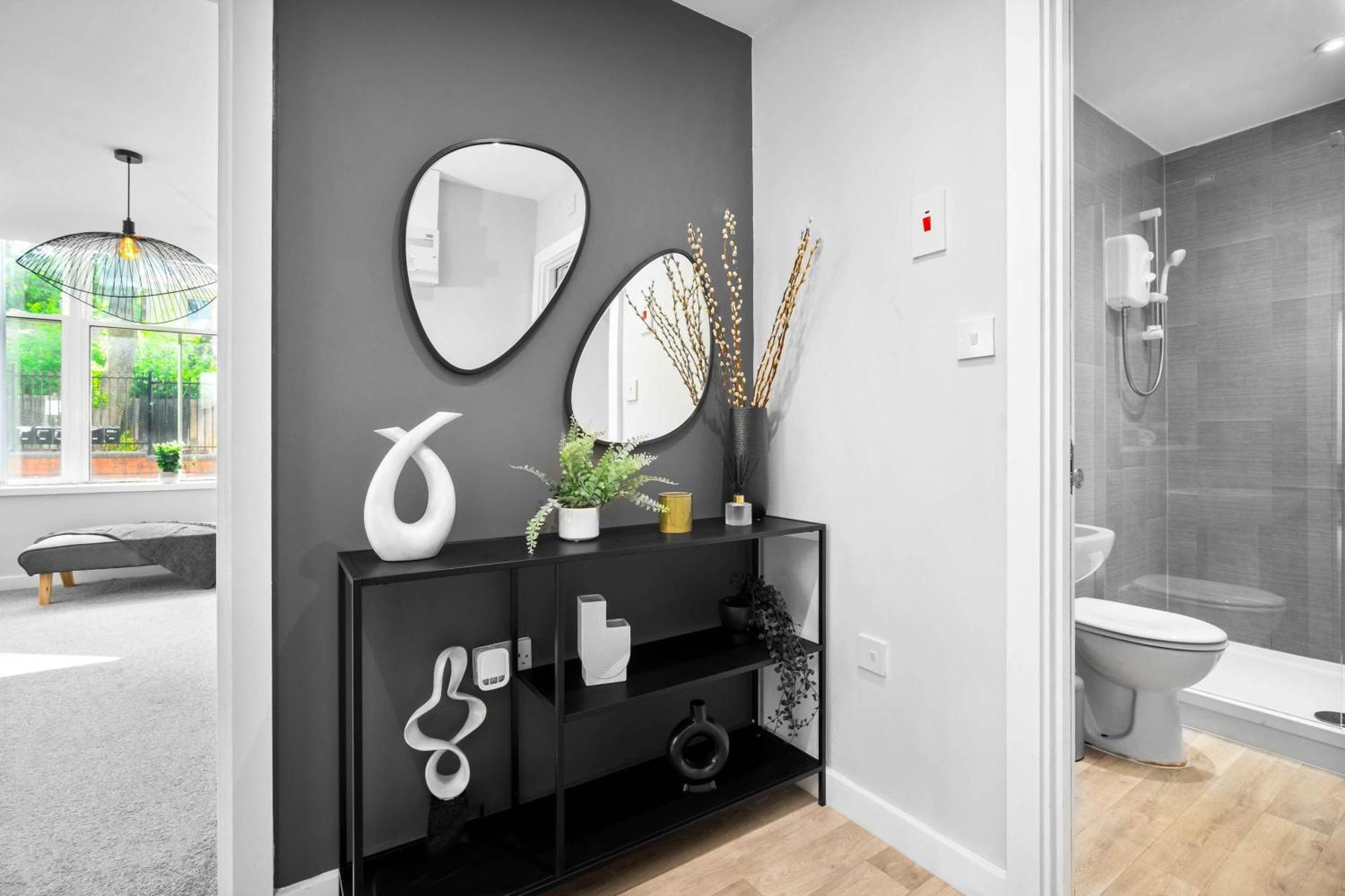 Luxury Apartment - Secure Parking - Gated Development - Near Jq & Birmingham City Centre 6Sh المظهر الخارجي الصورة