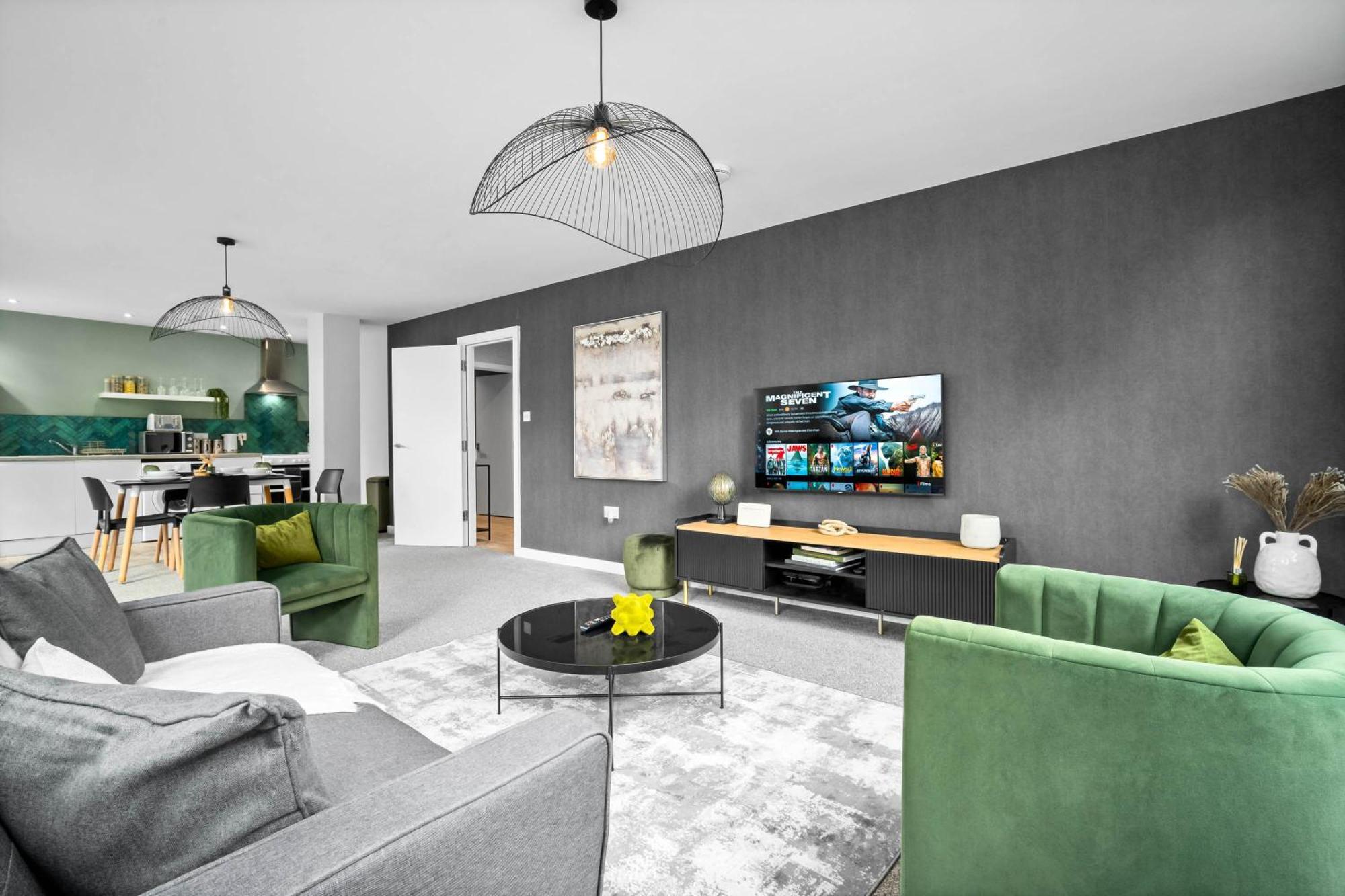 Luxury Apartment - Secure Parking - Gated Development - Near Jq & Birmingham City Centre 6Sh المظهر الخارجي الصورة