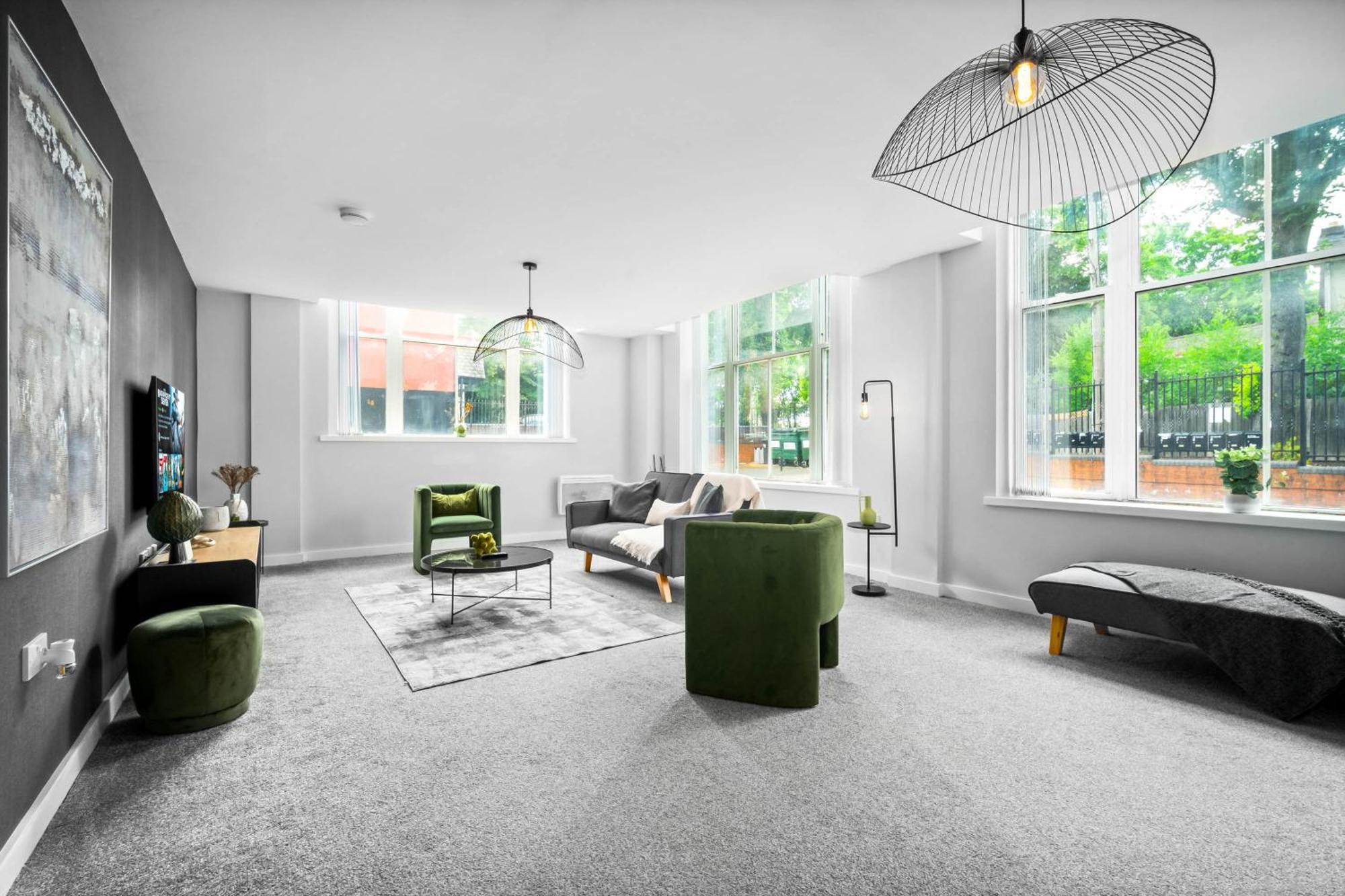 Luxury Apartment - Secure Parking - Gated Development - Near Jq & Birmingham City Centre 6Sh المظهر الخارجي الصورة