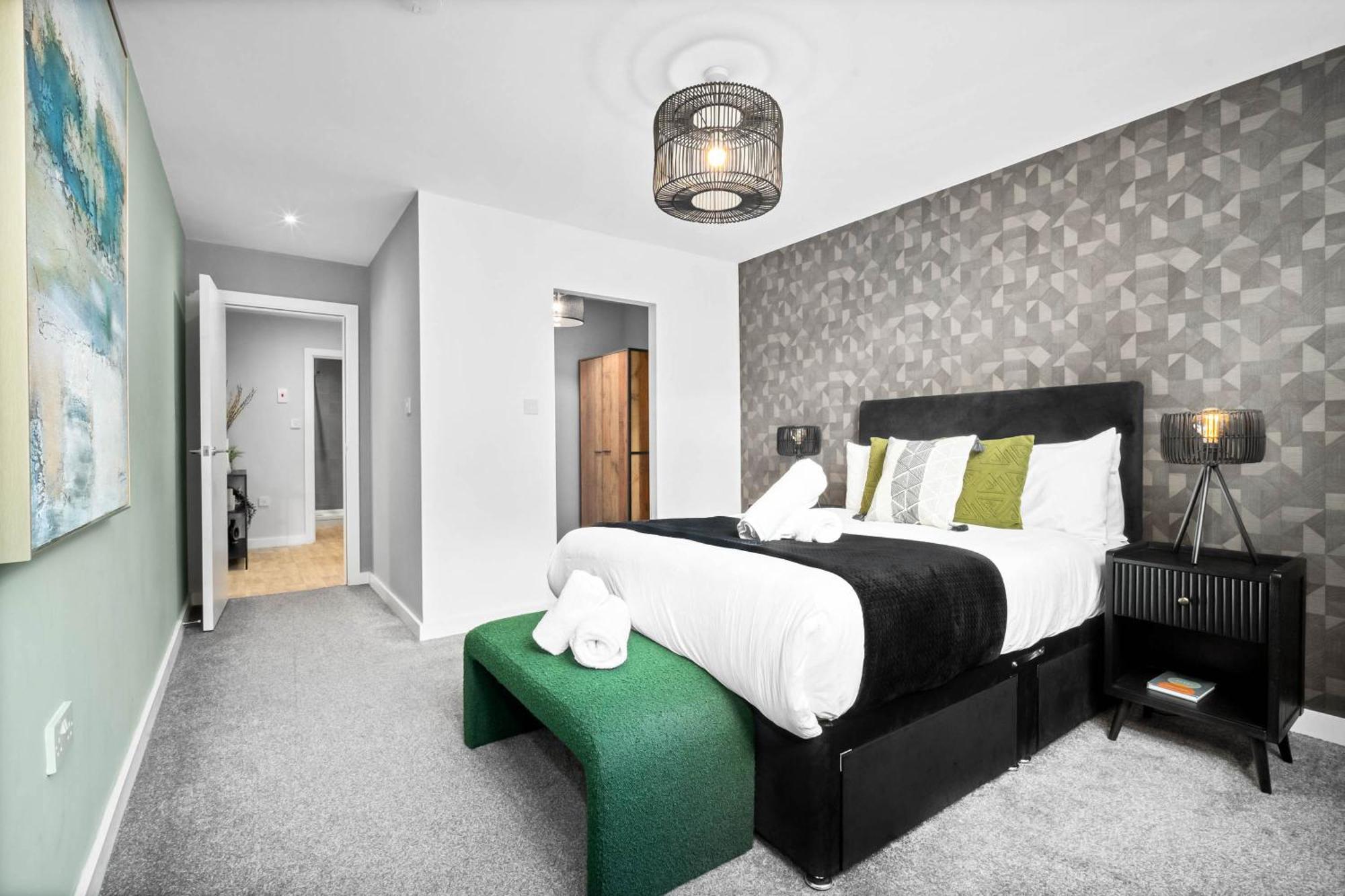 Luxury Apartment - Secure Parking - Gated Development - Near Jq & Birmingham City Centre 6Sh المظهر الخارجي الصورة